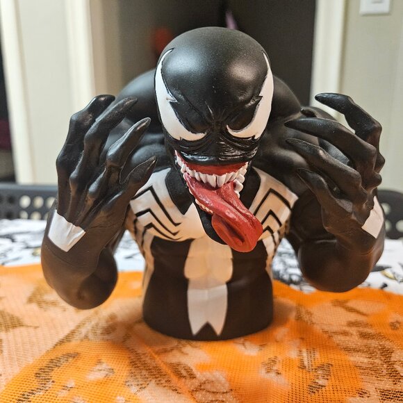 Marvel Venom Bust Figure Coin Piggy Bank Spider-Man 6" - Picture 1 of 10